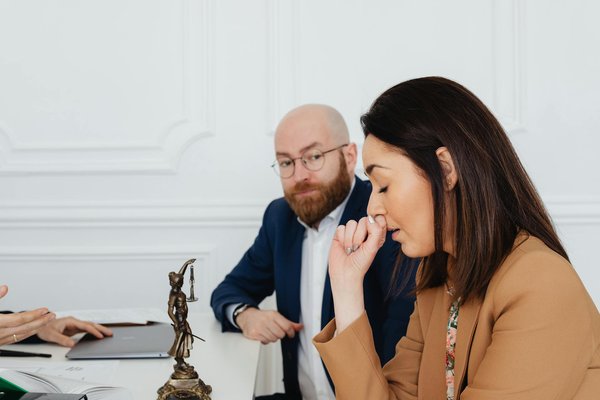 Wat zijn de voordelen van deelname aan studentenverenigingen tijdens je opleiding?